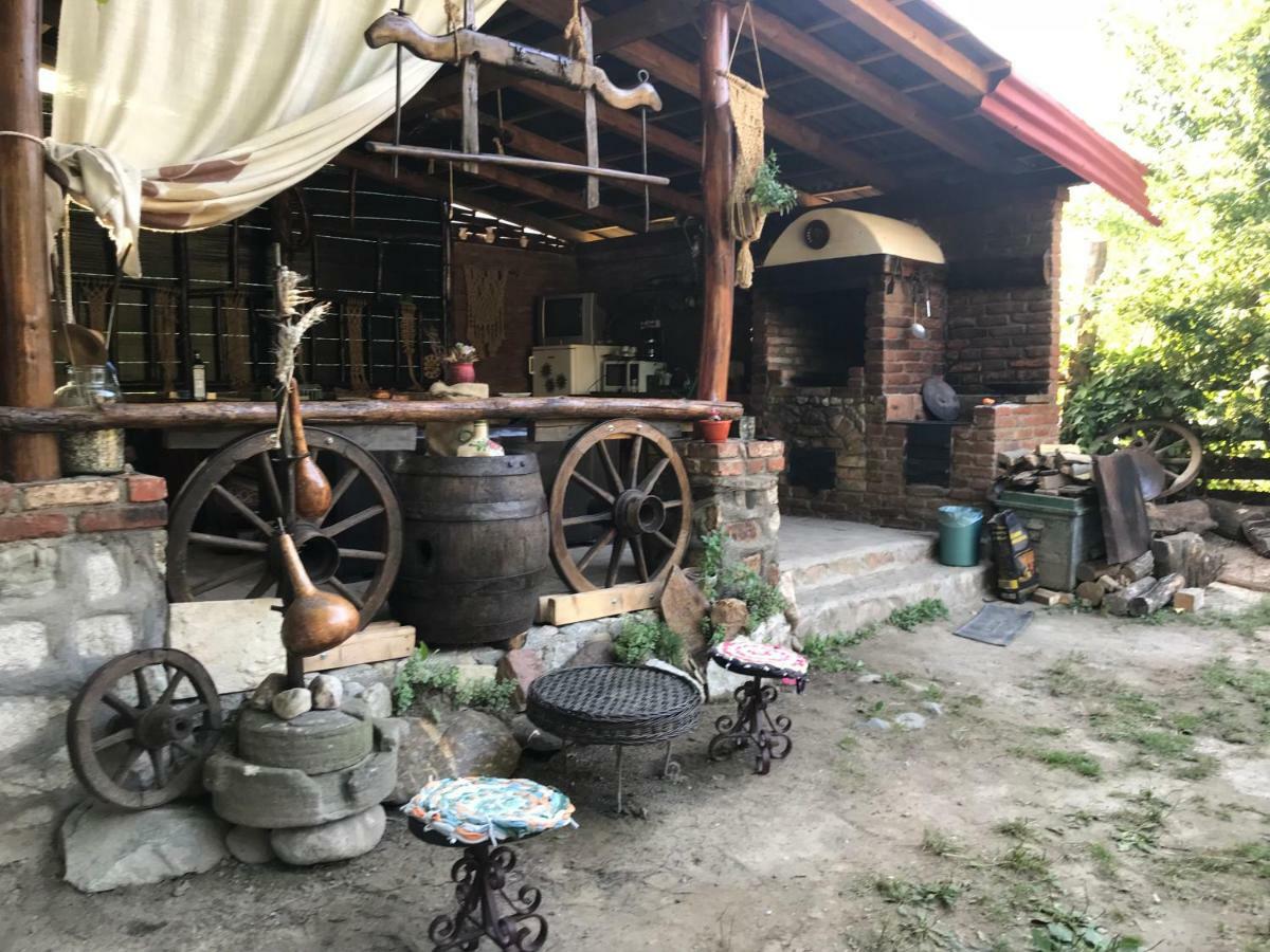 Camping In Clisura Dunarii Ieşelniţa 外观 照片