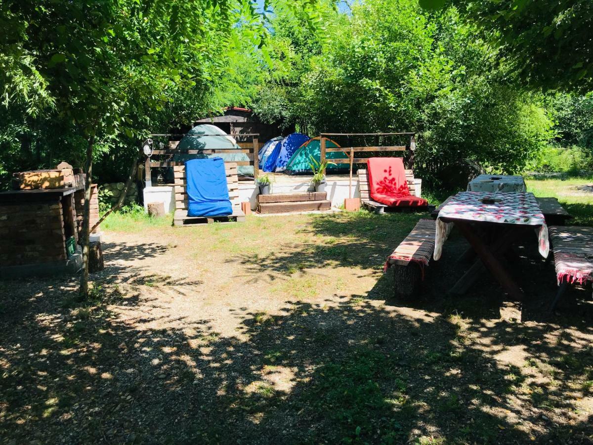 Camping In Clisura Dunarii Ieşelniţa 外观 照片